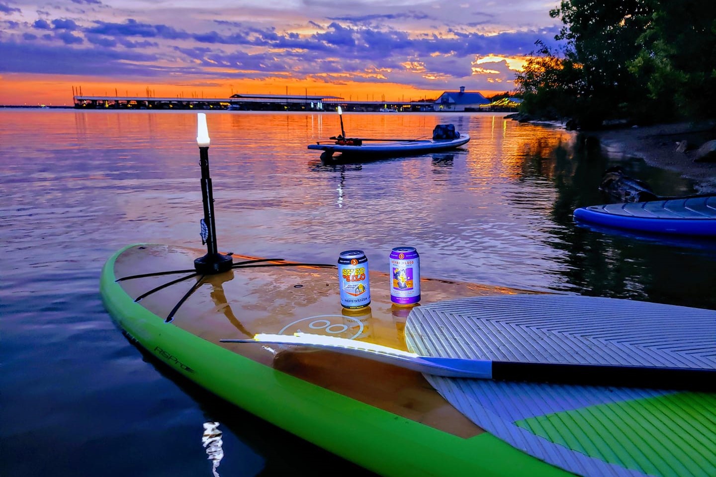 lake paddleboard