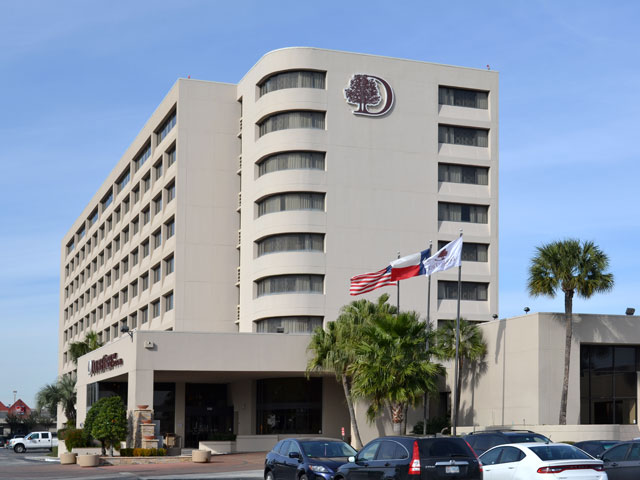 Doubletree by Hilton Houston Hobby Airport