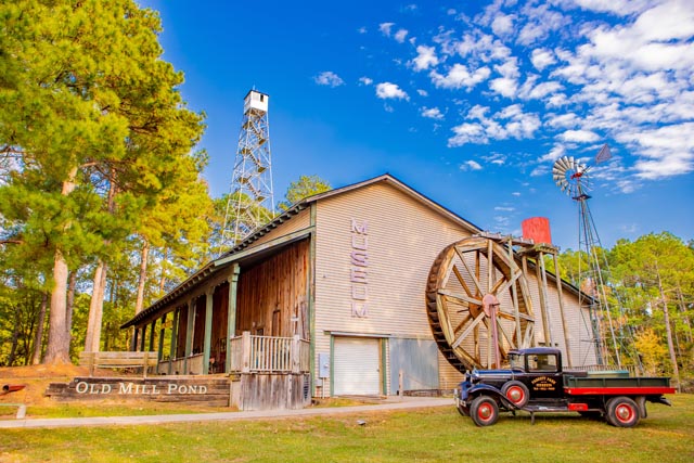 Things To Do in Lindale | Tour Texas